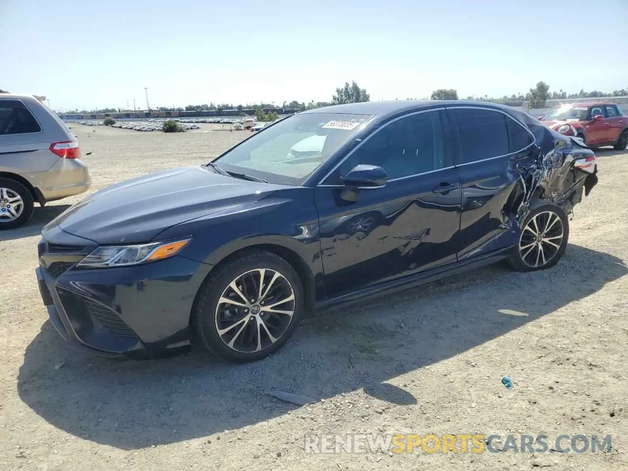 1 Photograph of a damaged car 4T1M11AK4LU896428 TOYOTA CAMRY 2020
