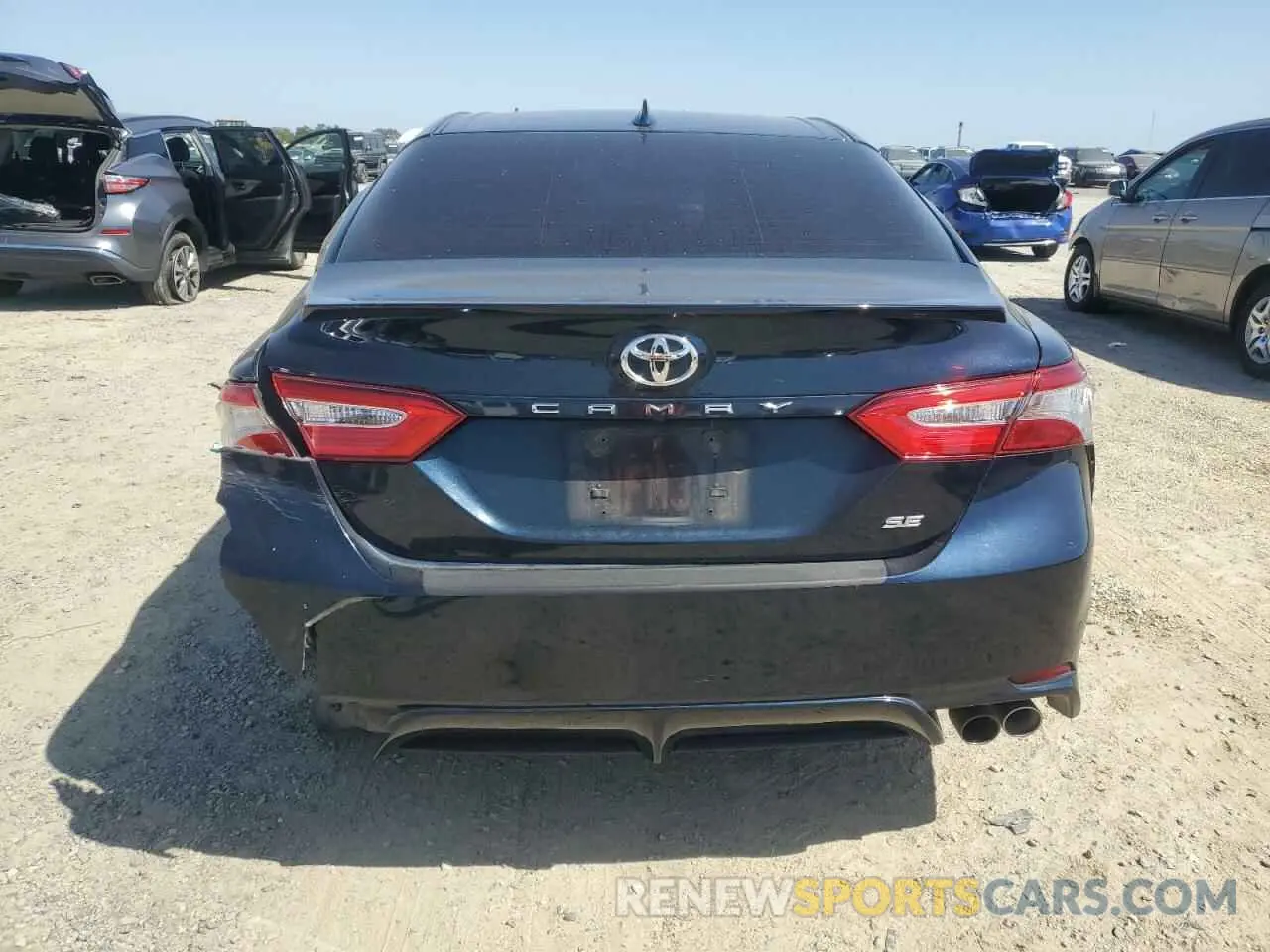 6 Photograph of a damaged car 4T1M11AK4LU896428 TOYOTA CAMRY 2020
