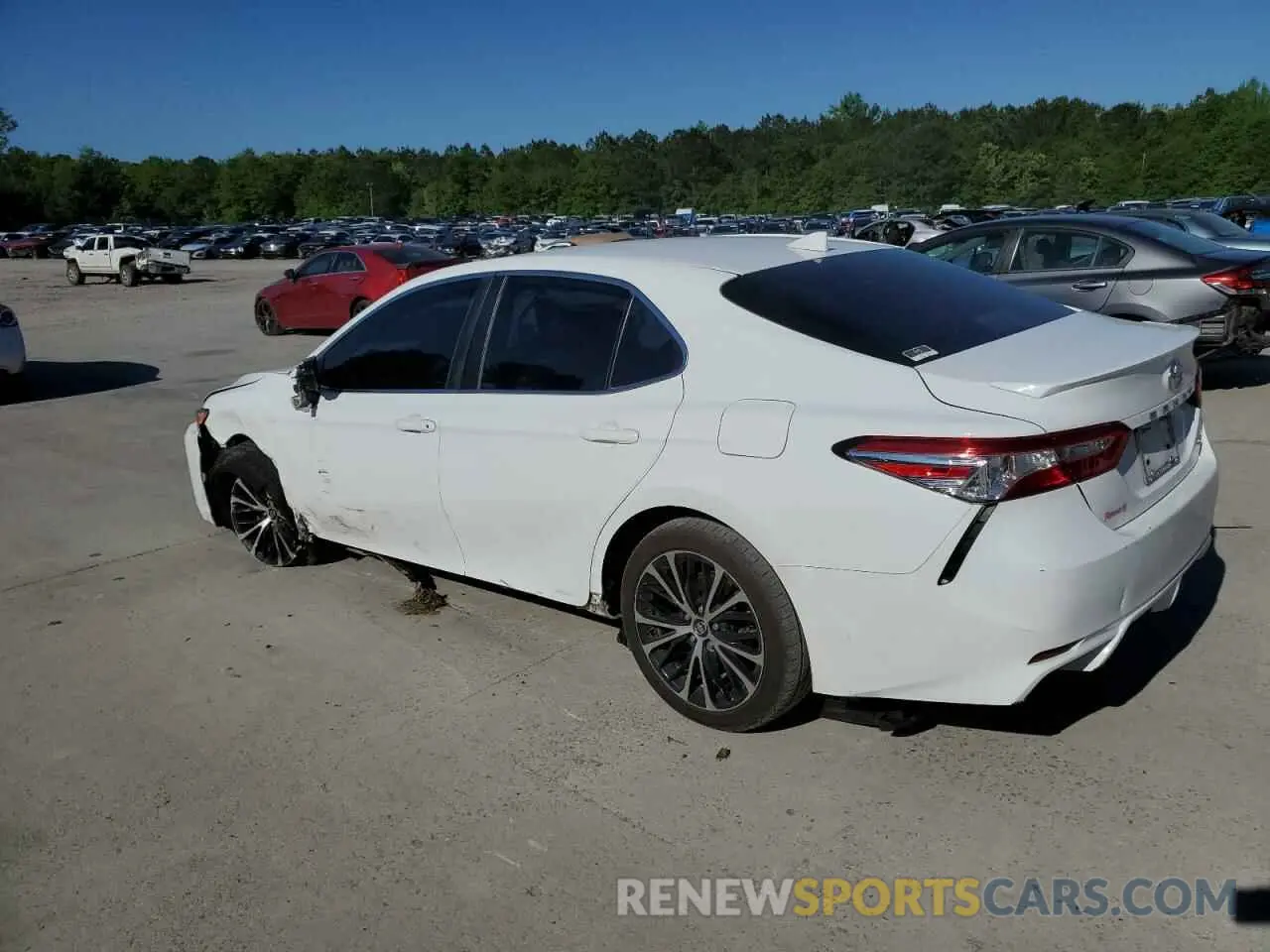 2 Photograph of a damaged car 4T1M11AK4LU906763 TOYOTA CAMRY 2020