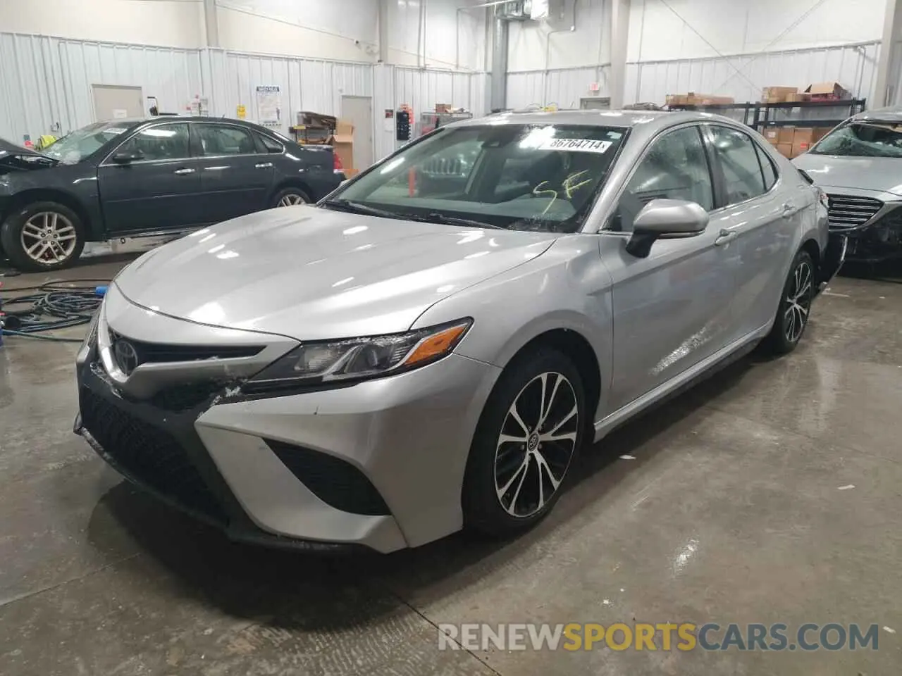 1 Photograph of a damaged car 4T1M11AK4LU923109 TOYOTA CAMRY 2020
