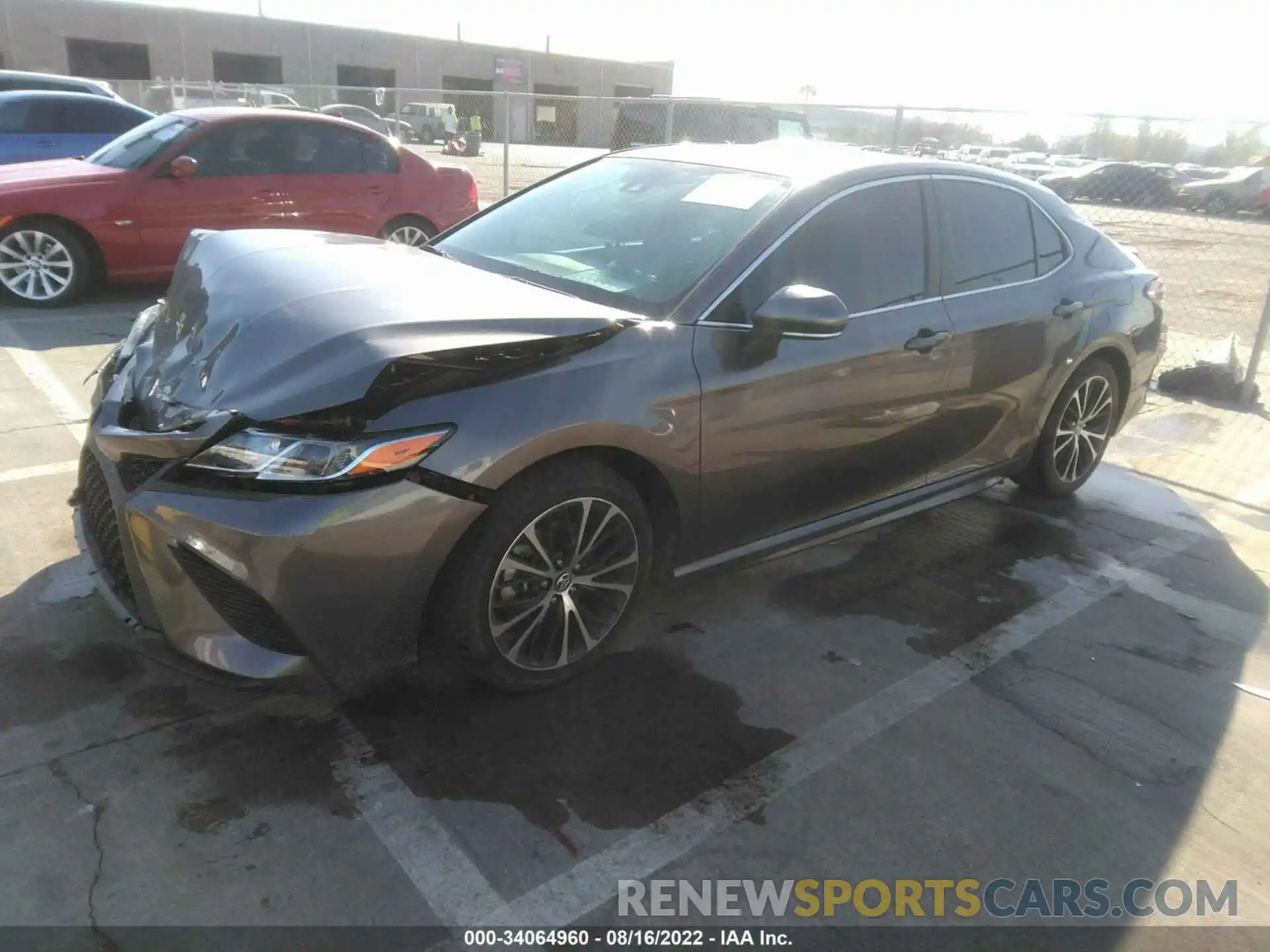 2 Photograph of a damaged car 4T1M11AK4LU935048 TOYOTA CAMRY 2020