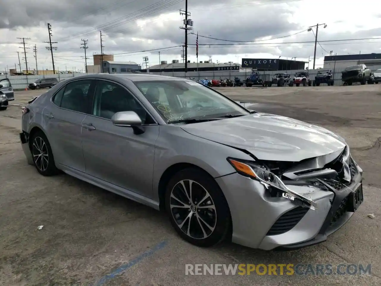 1 Photograph of a damaged car 4T1M11AK4LU943165 TOYOTA CAMRY 2020