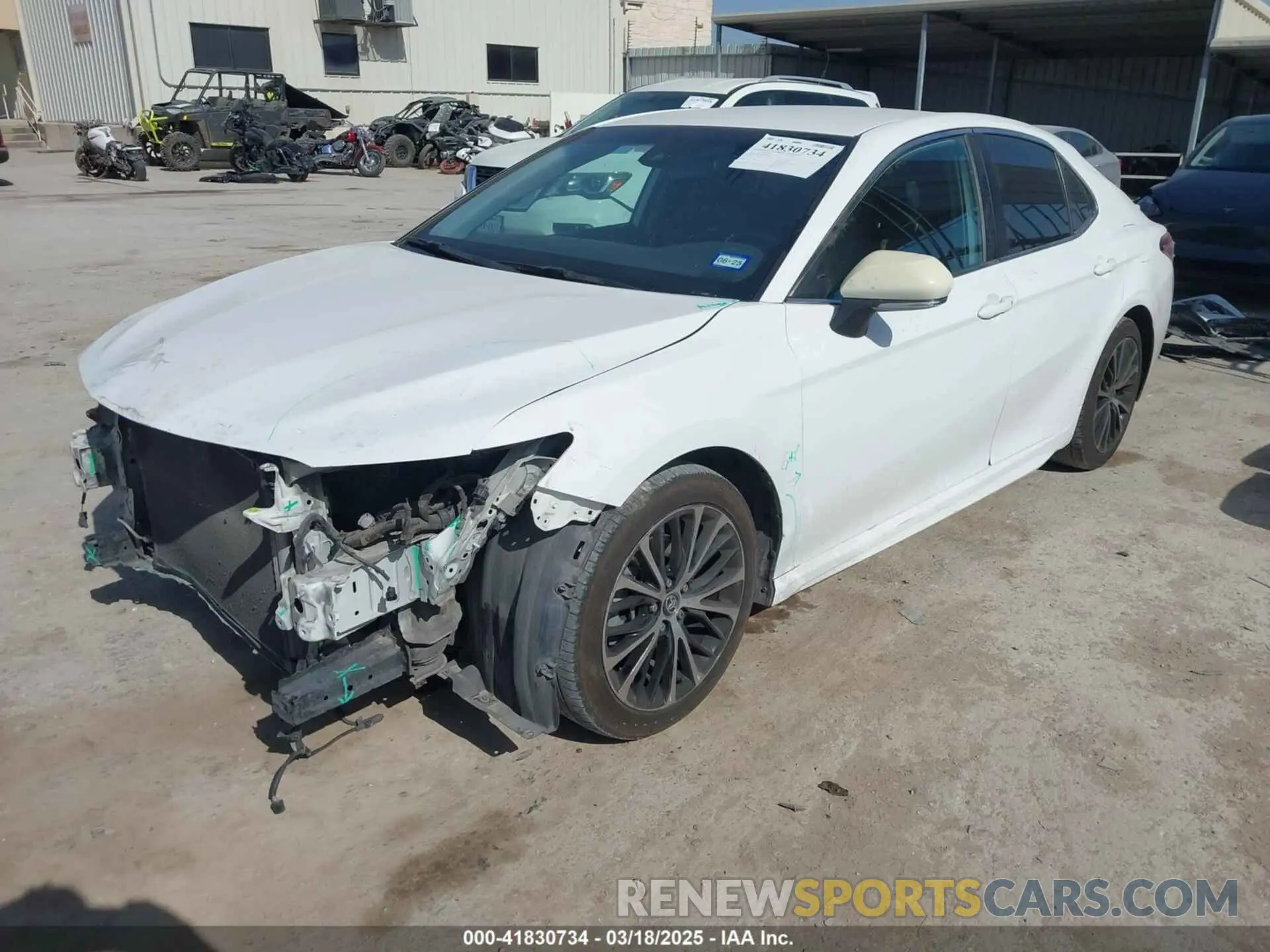 2 Photograph of a damaged car 4T1M11AK5LU901118 TOYOTA CAMRY 2020