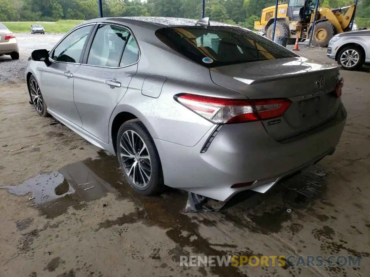 3 Photograph of a damaged car 4T1M11AK5LU919778 TOYOTA CAMRY 2020