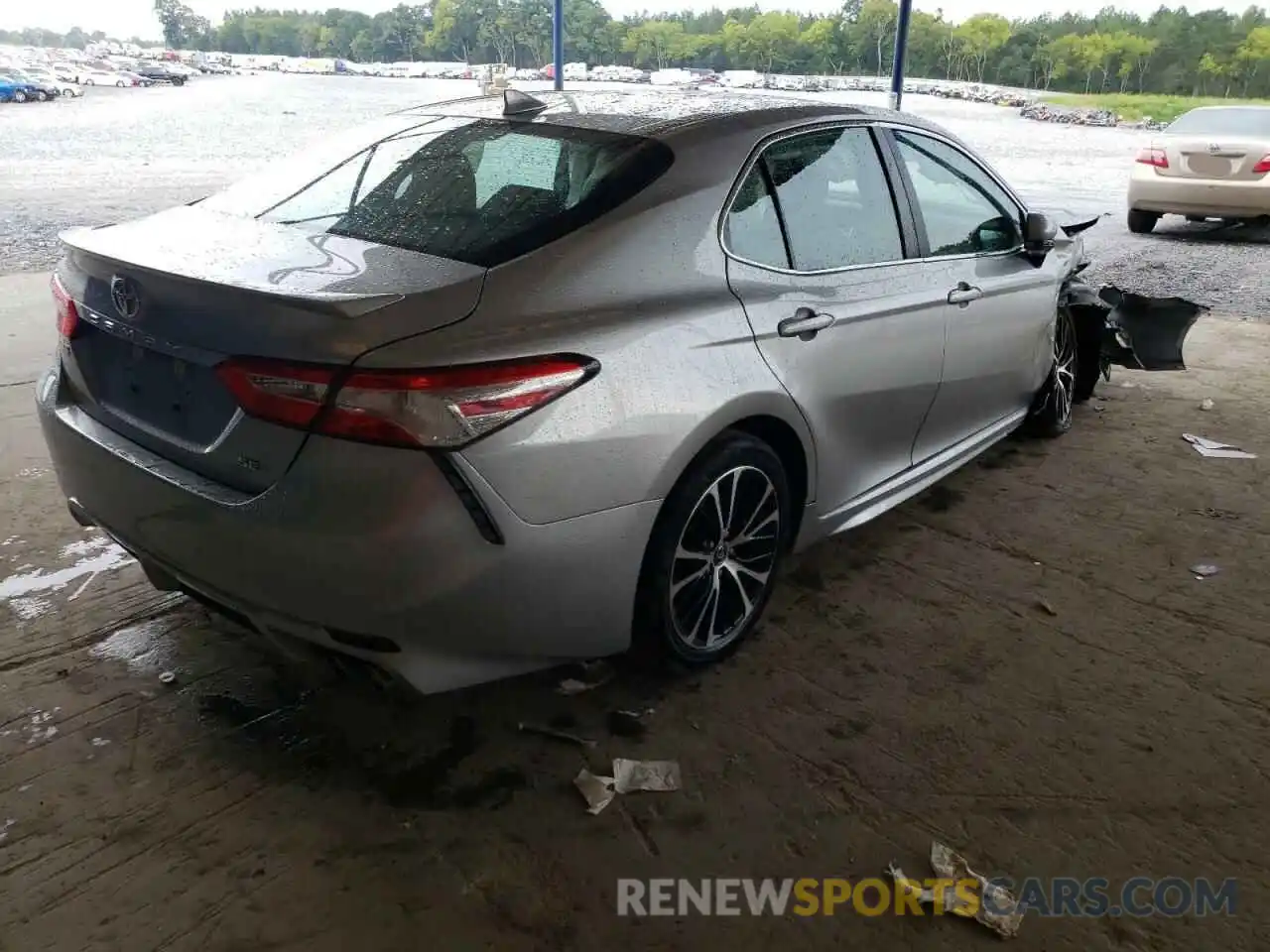 4 Photograph of a damaged car 4T1M11AK5LU919778 TOYOTA CAMRY 2020