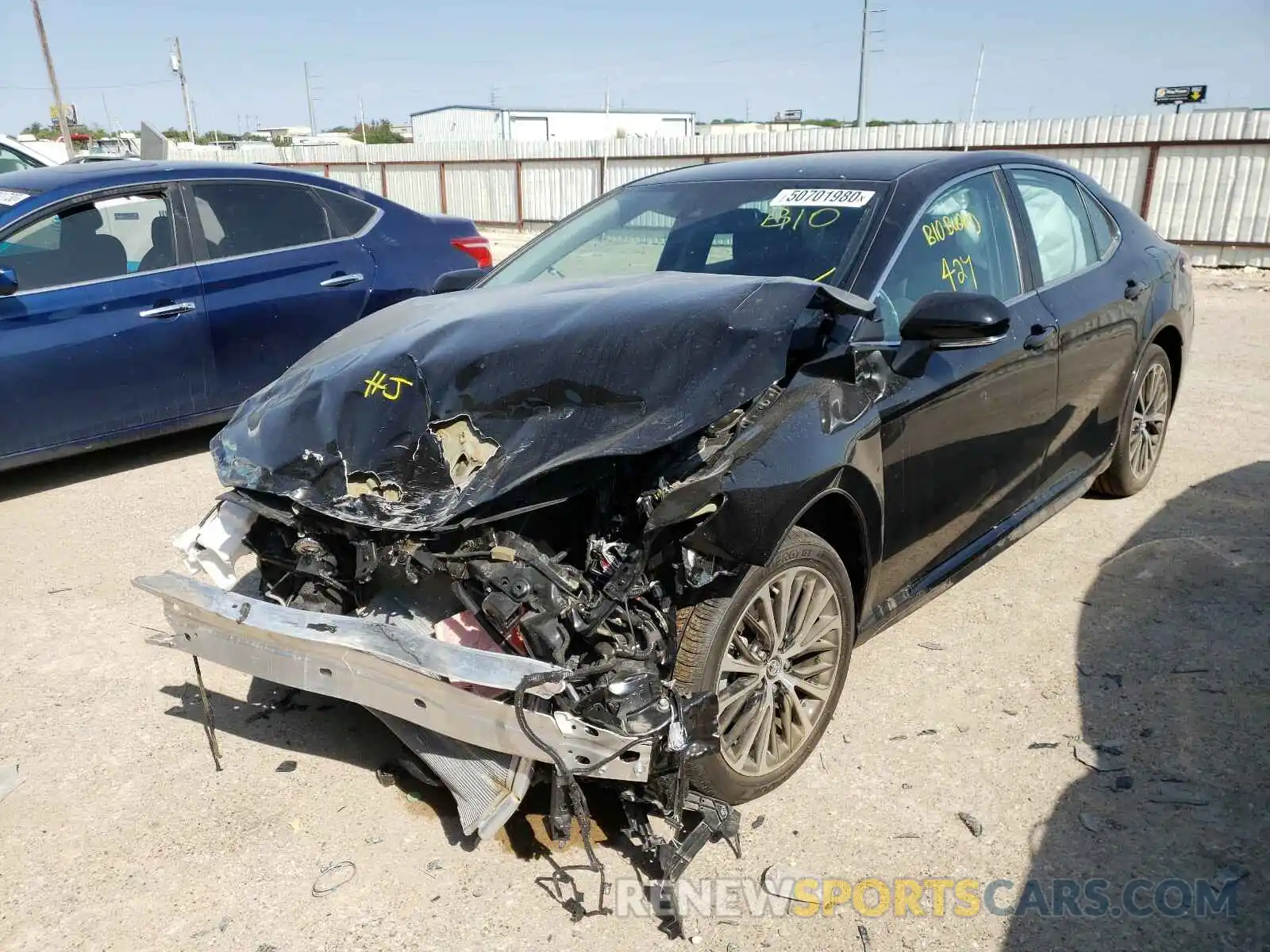 2 Photograph of a damaged car 4T1M11AK5LU923863 TOYOTA CAMRY 2020