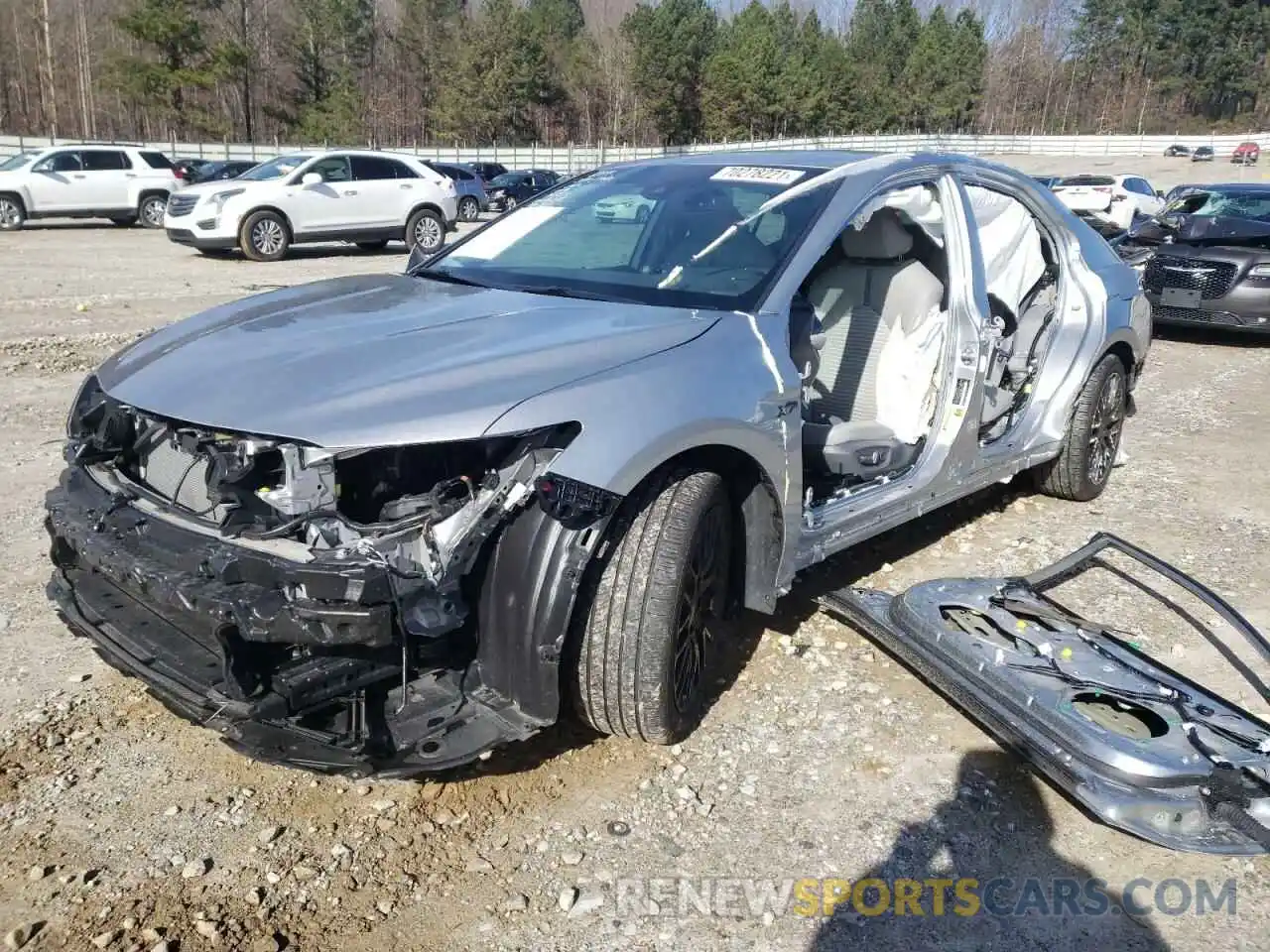 2 Photograph of a damaged car 4T1M11AK5LU960492 TOYOTA CAMRY 2020