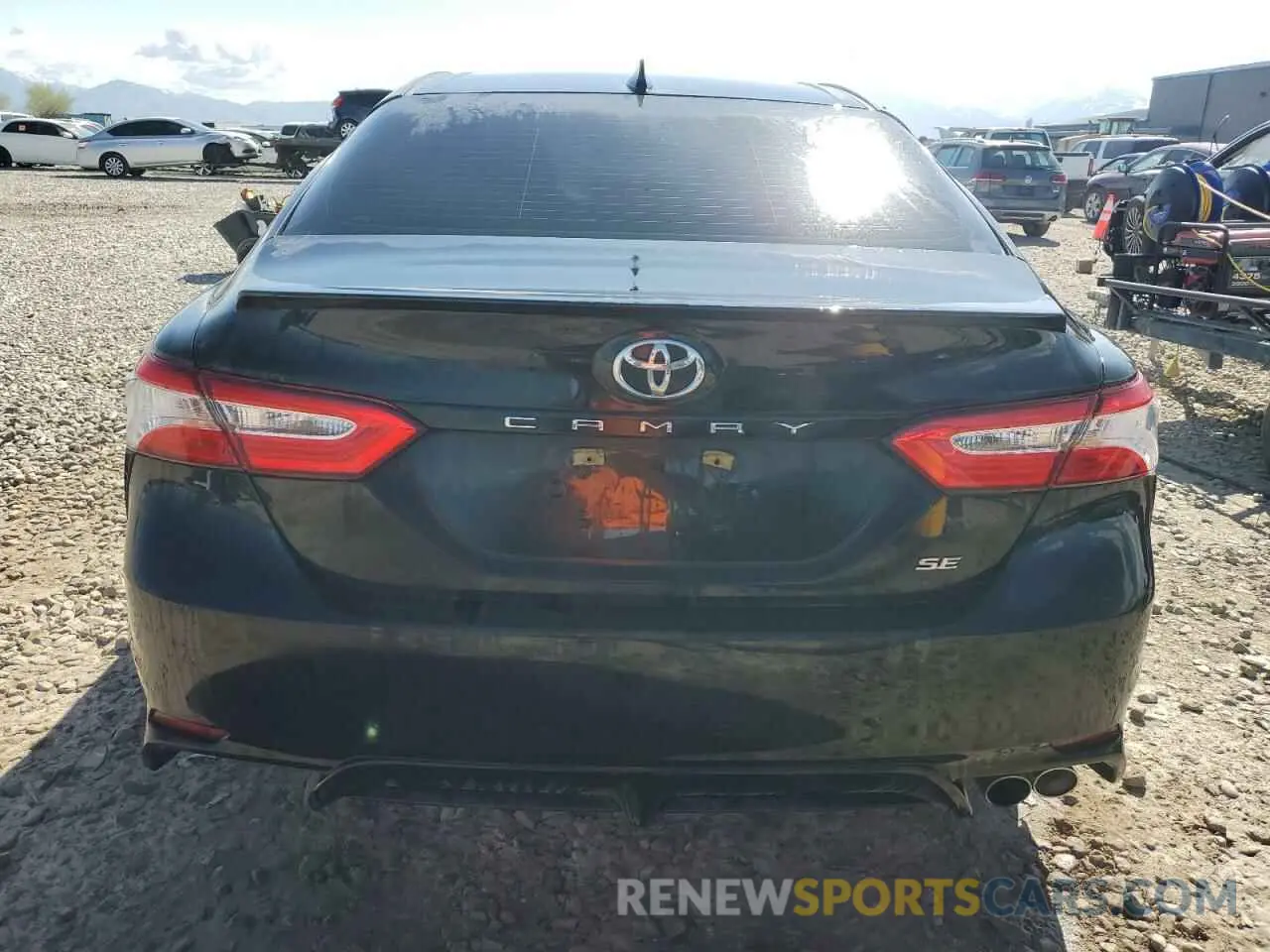 6 Photograph of a damaged car 4T1M11AK5LU961223 TOYOTA CAMRY 2020