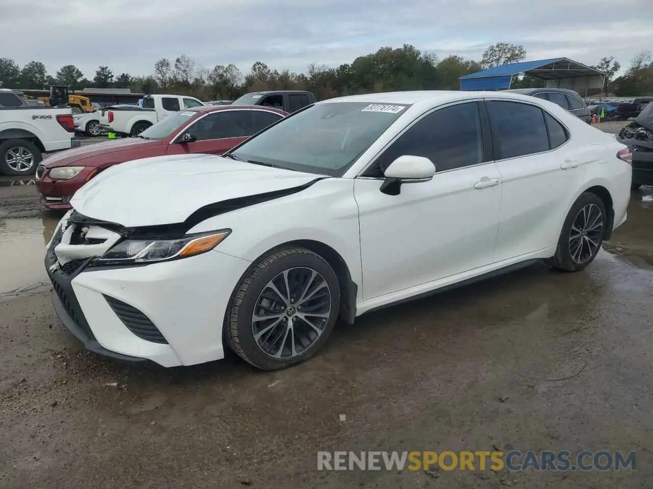 1 Photograph of a damaged car 4T1M11AK5LU982198 TOYOTA CAMRY 2020