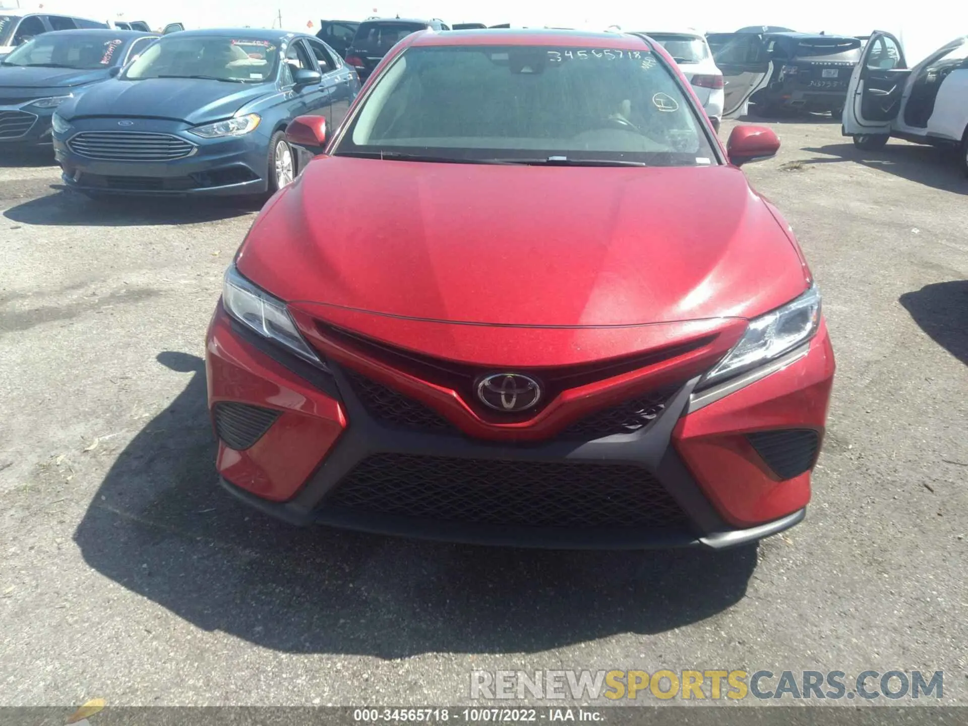 6 Photograph of a damaged car 4T1M11AK6LU323675 TOYOTA CAMRY 2020