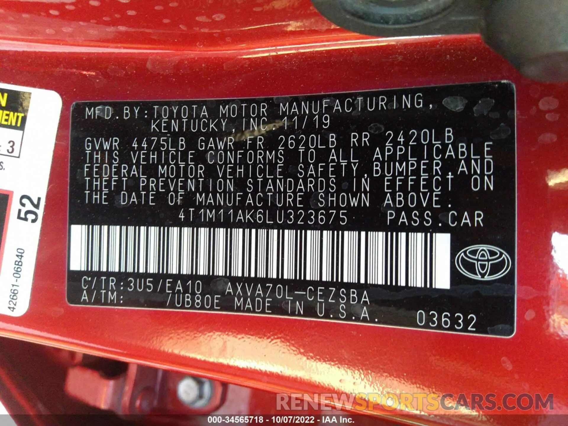9 Photograph of a damaged car 4T1M11AK6LU323675 TOYOTA CAMRY 2020