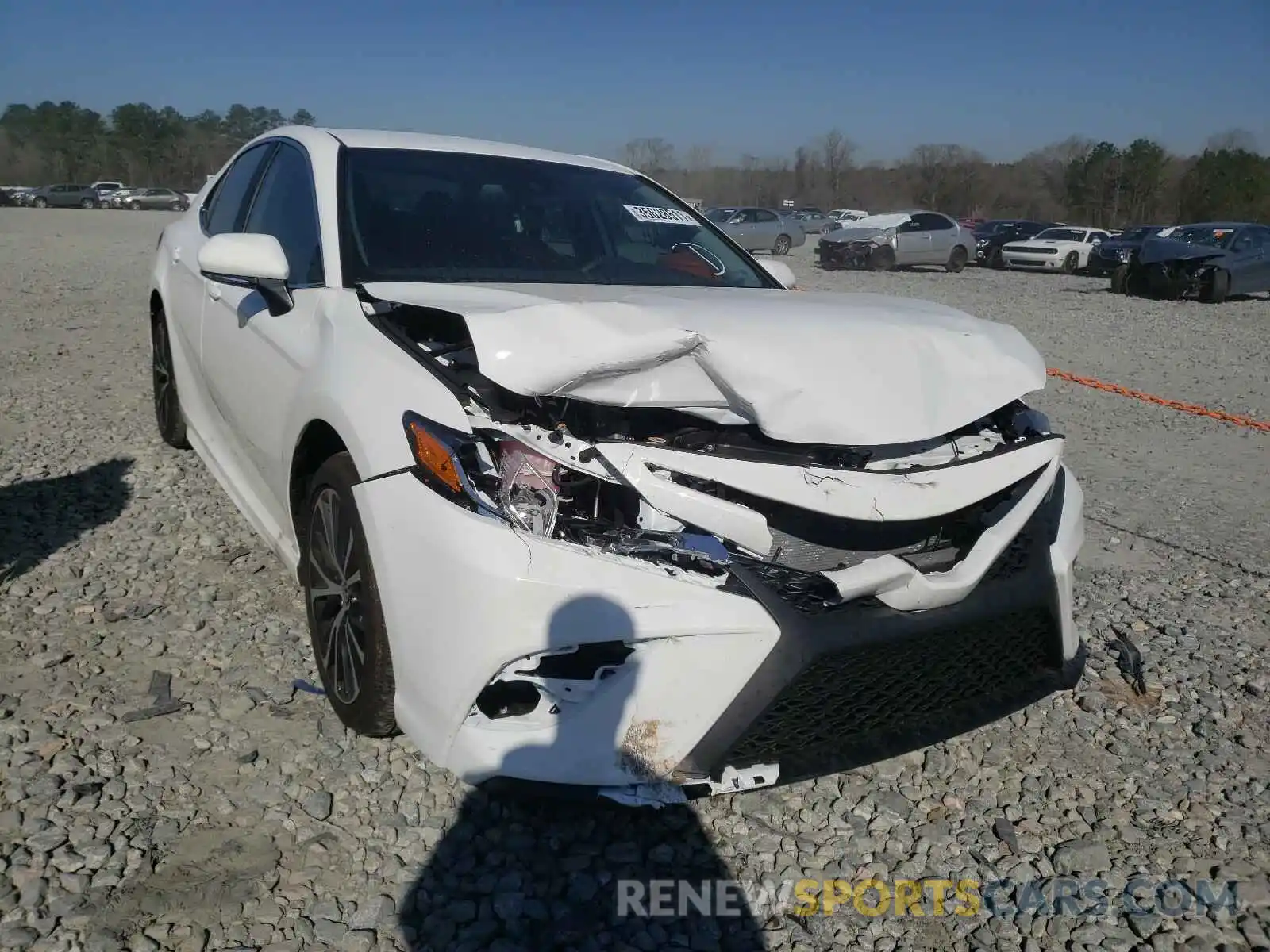 9 Photograph of a damaged car 4T1M11AK6LU508423 TOYOTA CAMRY 2020