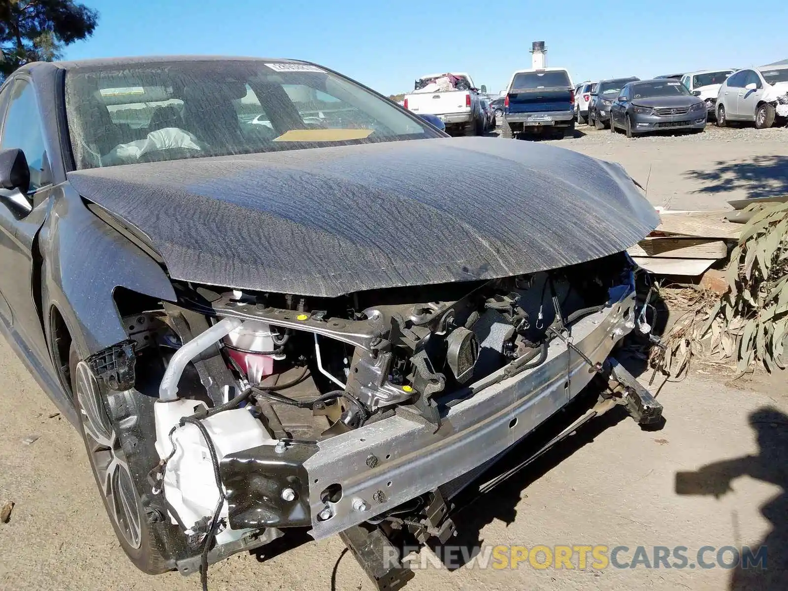 9 Photograph of a damaged car 4T1M11AK6LU862474 TOYOTA CAMRY 2020