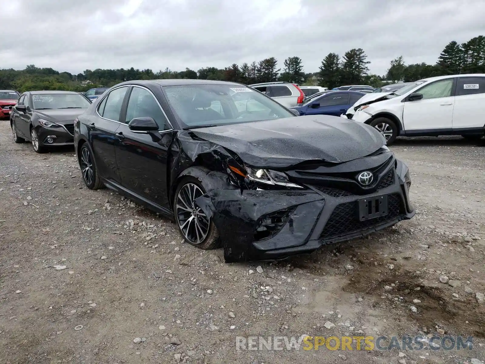 1 Photograph of a damaged car 4T1M11AK6LU983750 TOYOTA CAMRY 2020