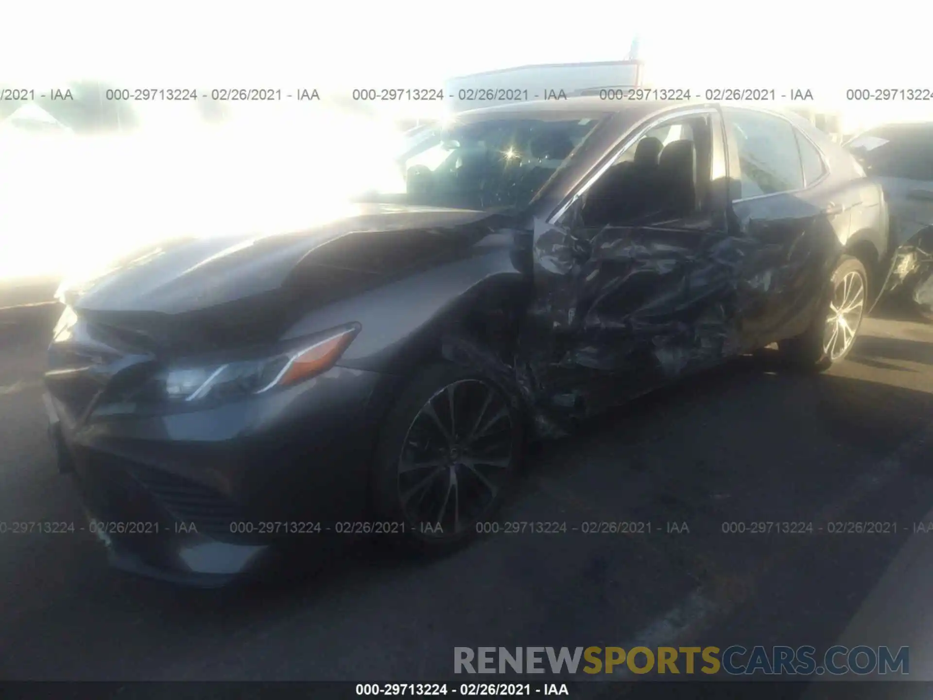 2 Photograph of a damaged car 4T1M11AK7LU324060 TOYOTA CAMRY 2020