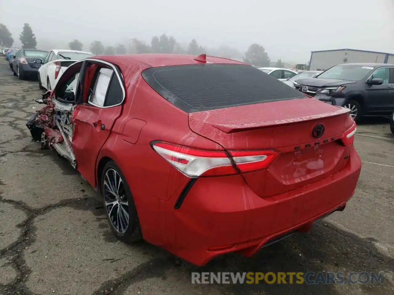 2 Photograph of a damaged car 4T1M11AK7LU372724 TOYOTA CAMRY 2020