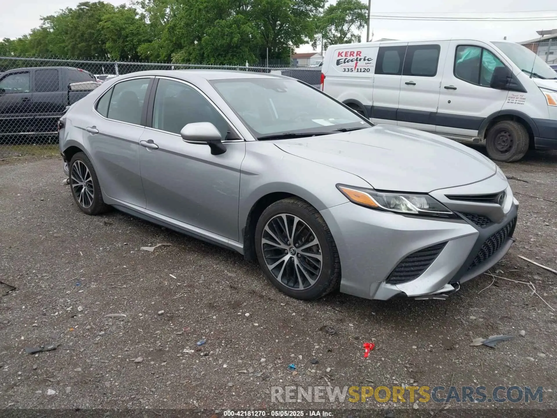 1 Photograph of a damaged car 4T1M11AK7LU859227 TOYOTA CAMRY 2020