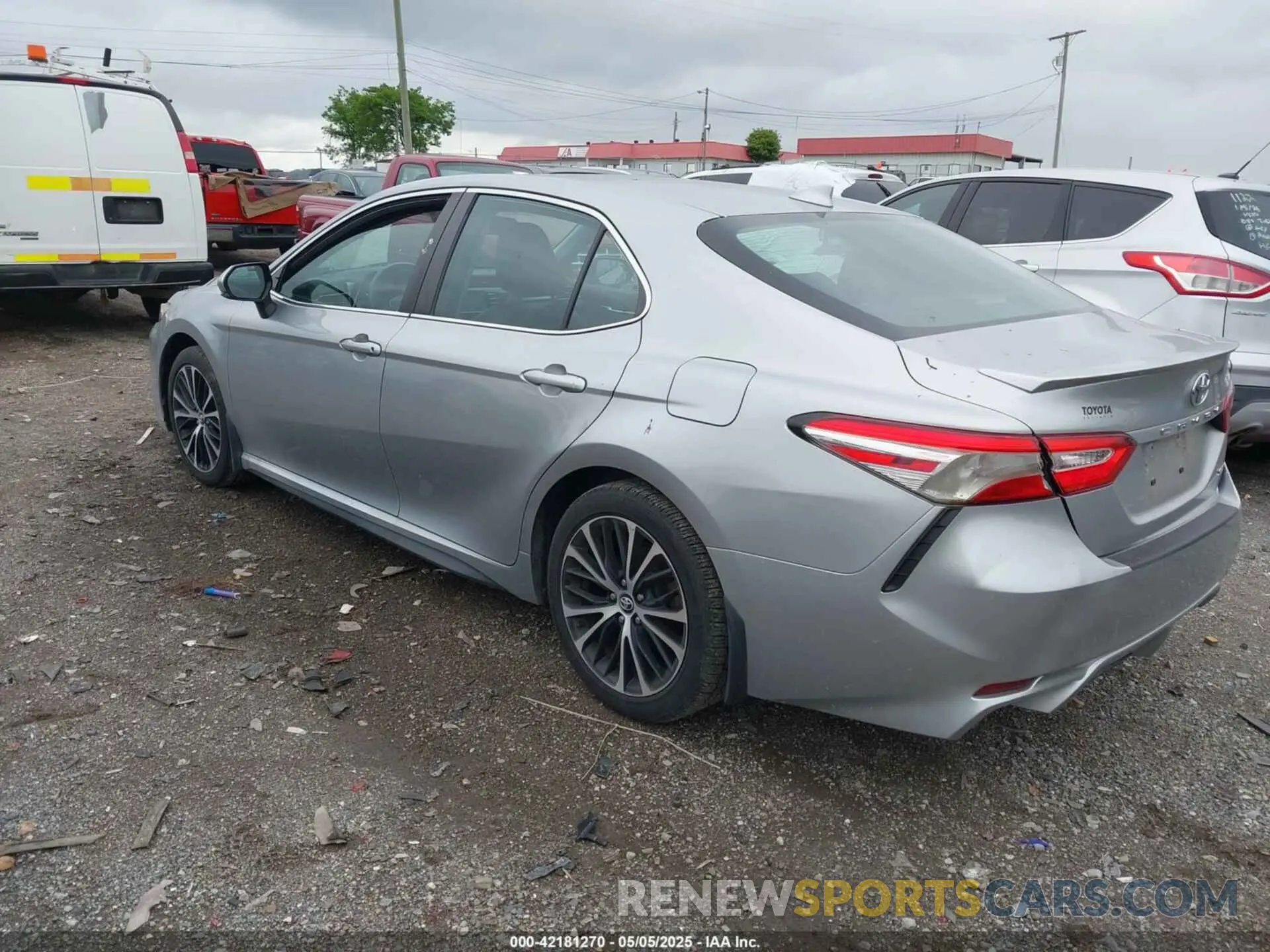 3 Photograph of a damaged car 4T1M11AK7LU859227 TOYOTA CAMRY 2020