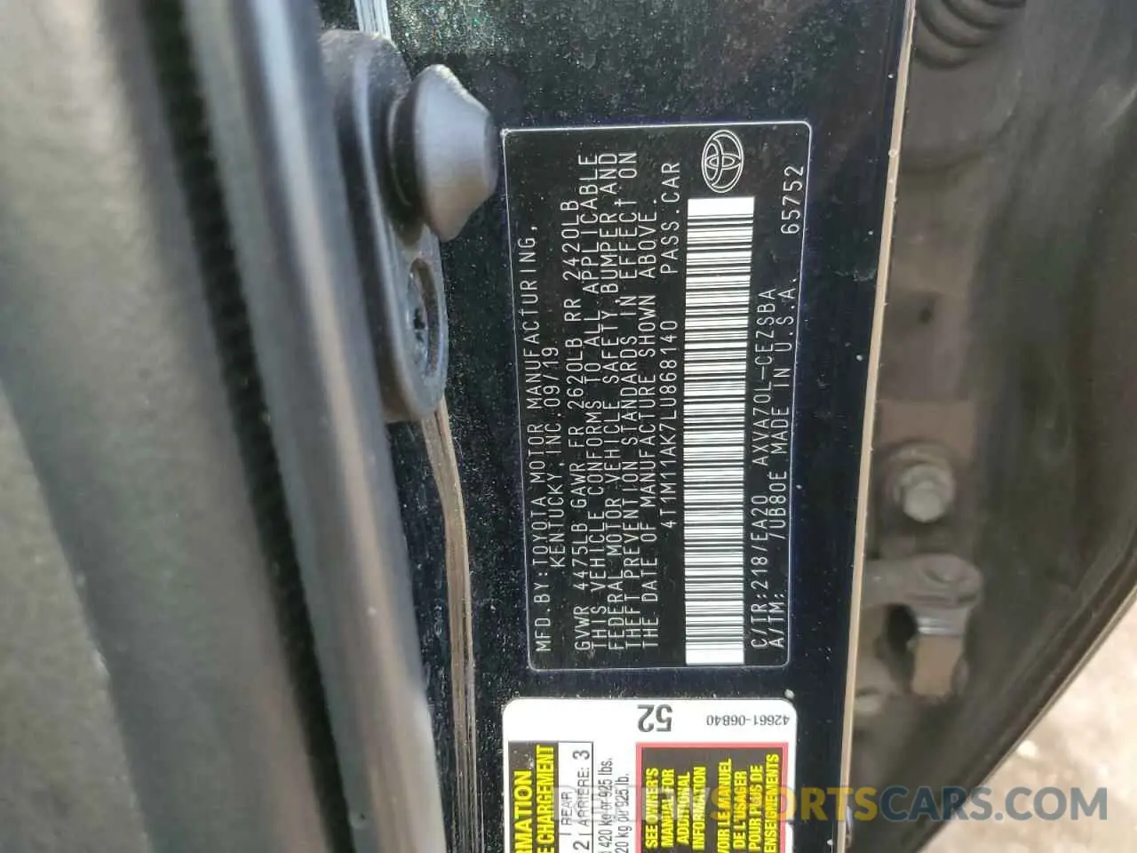 14 Photograph of a damaged car 4T1M11AK7LU868140 TOYOTA CAMRY 2020