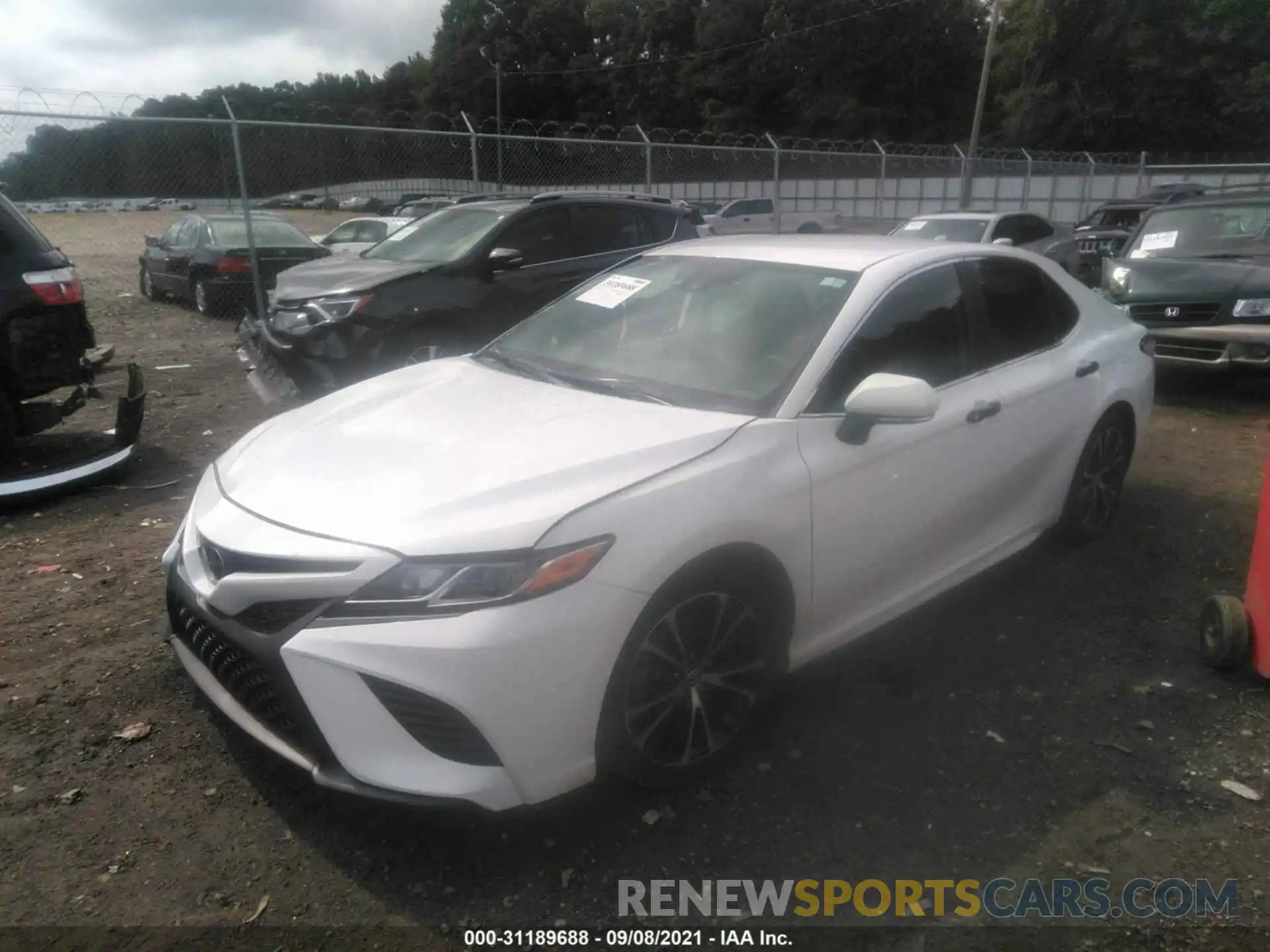 2 Photograph of a damaged car 4T1M11AK7LU880708 TOYOTA CAMRY 2020