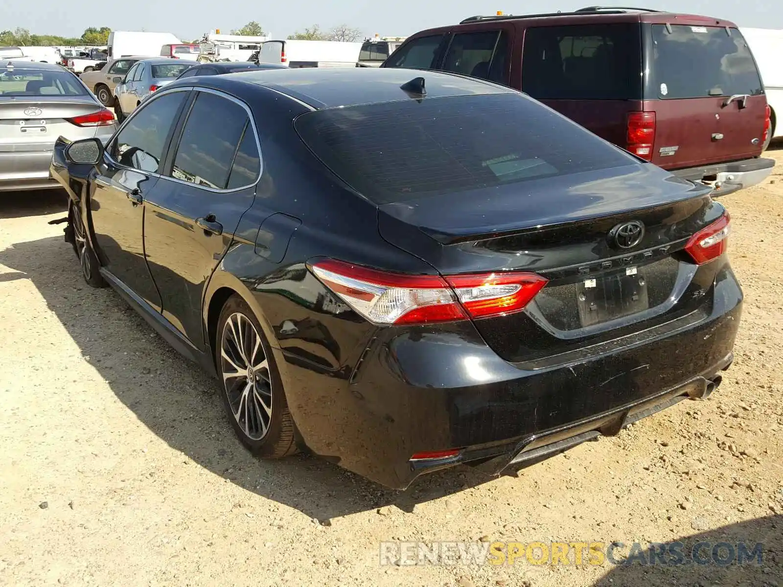 3 Photograph of a damaged car 4T1M11AK7LU923766 TOYOTA CAMRY 2020