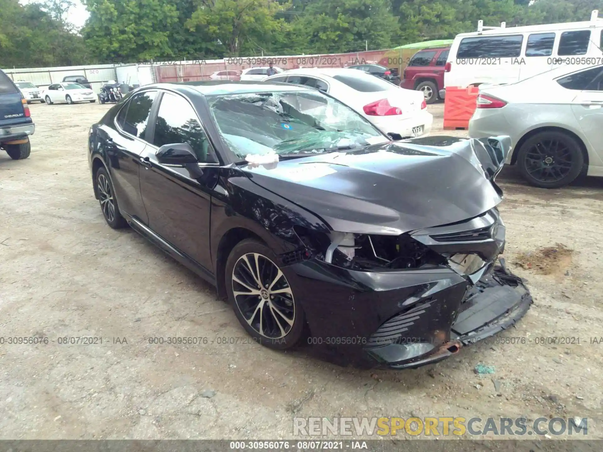 1 Photograph of a damaged car 4T1M11AK7LU973499 TOYOTA CAMRY 2020