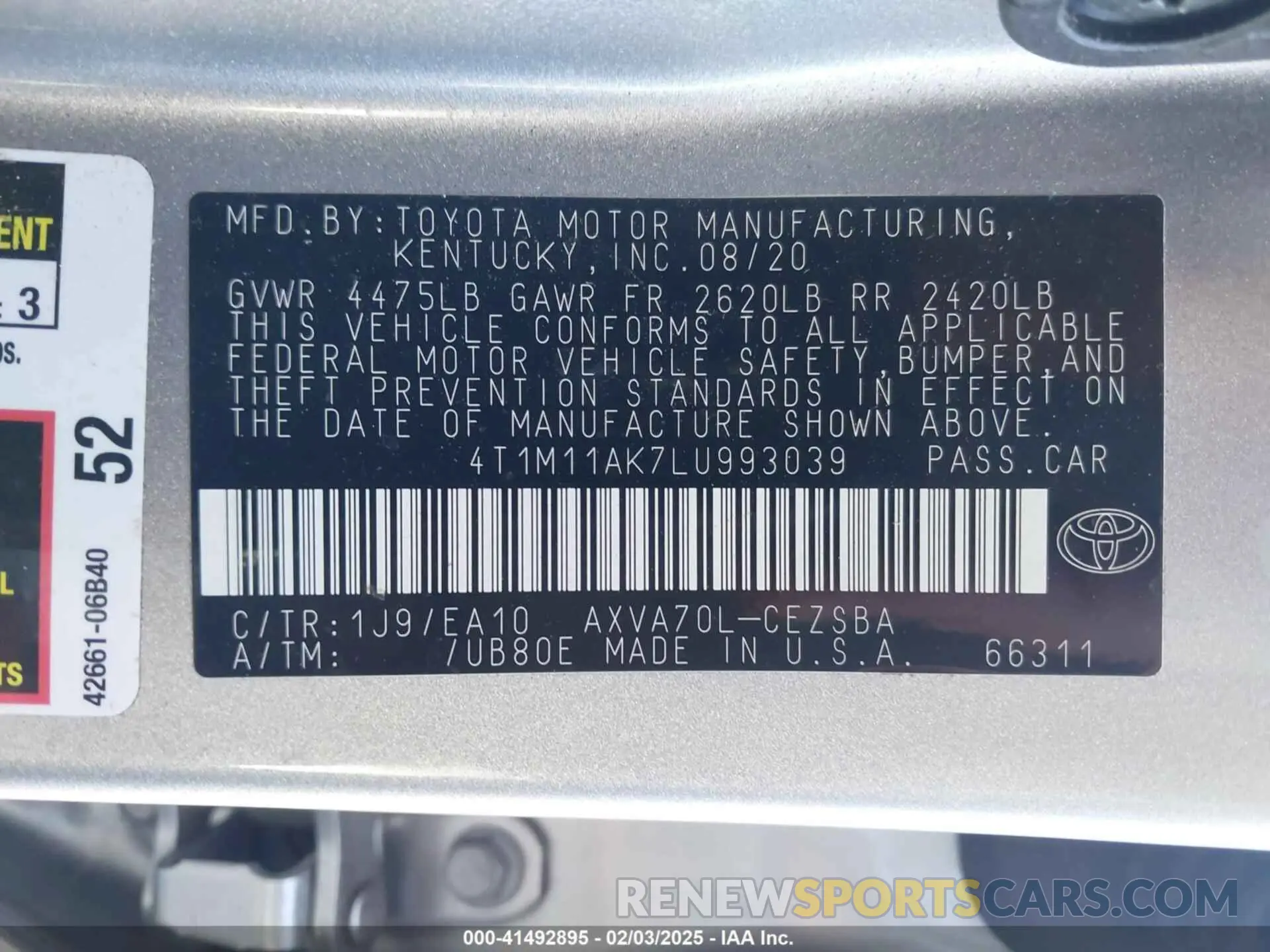9 Photograph of a damaged car 4T1M11AK7LU993039 TOYOTA CAMRY 2020