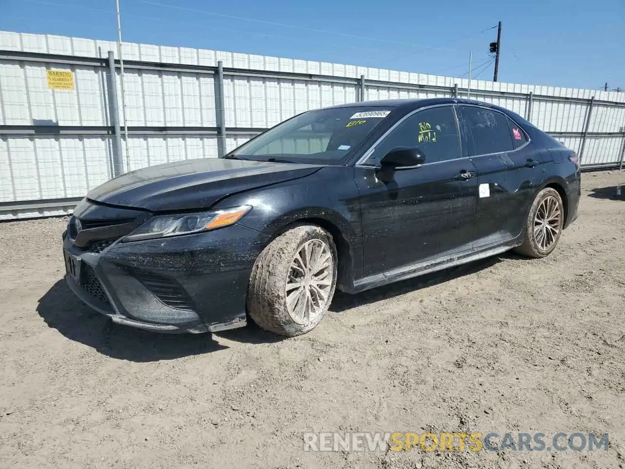 1 Photograph of a damaged car 4T1M11AK7LU993865 TOYOTA CAMRY 2020