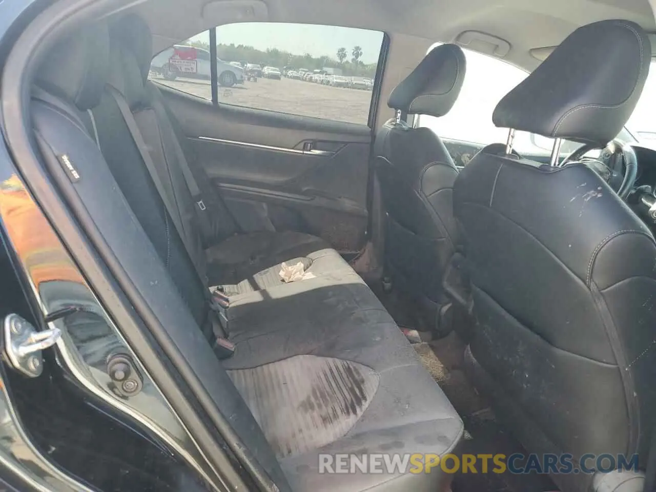 10 Photograph of a damaged car 4T1M11AK7LU993865 TOYOTA CAMRY 2020