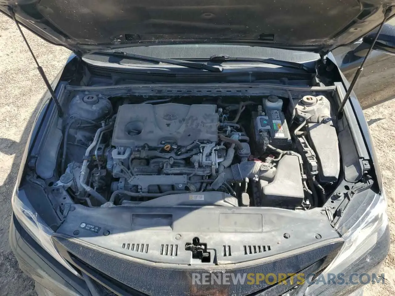 11 Photograph of a damaged car 4T1M11AK7LU993865 TOYOTA CAMRY 2020
