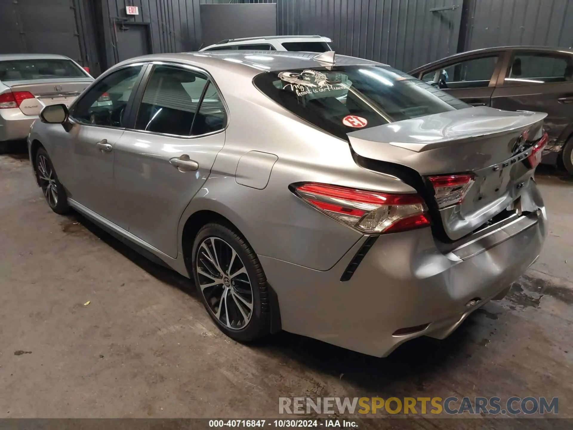 3 Photograph of a damaged car 4T1M11AK7LU996166 TOYOTA CAMRY 2020
