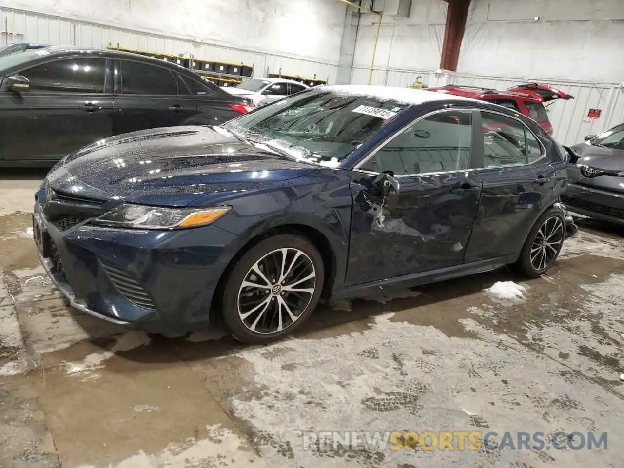 1 Photograph of a damaged car 4T1M11AK8LU300561 TOYOTA CAMRY 2020