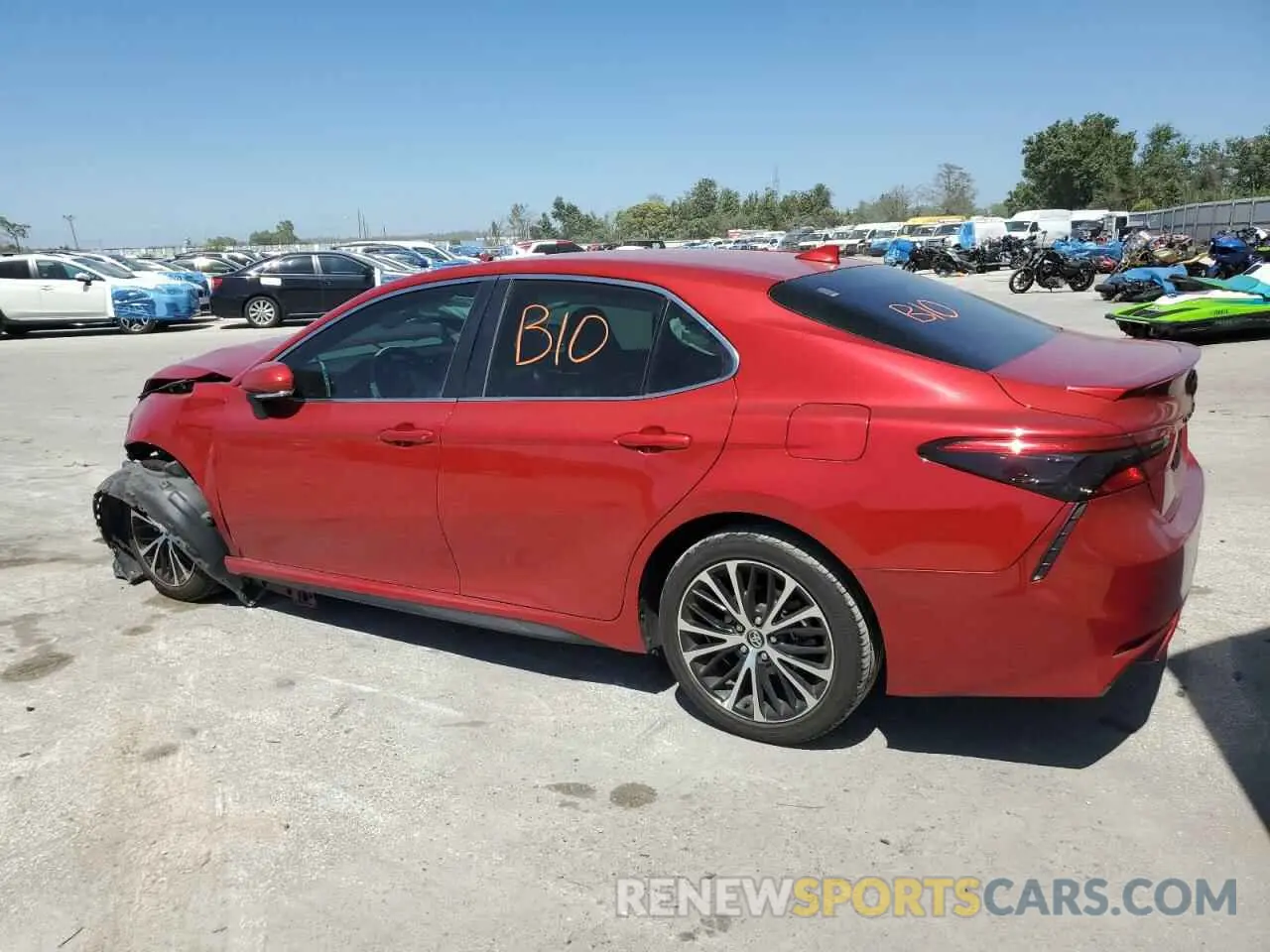 2 Photograph of a damaged car 4T1M11AK8LU314637 TOYOTA CAMRY 2020