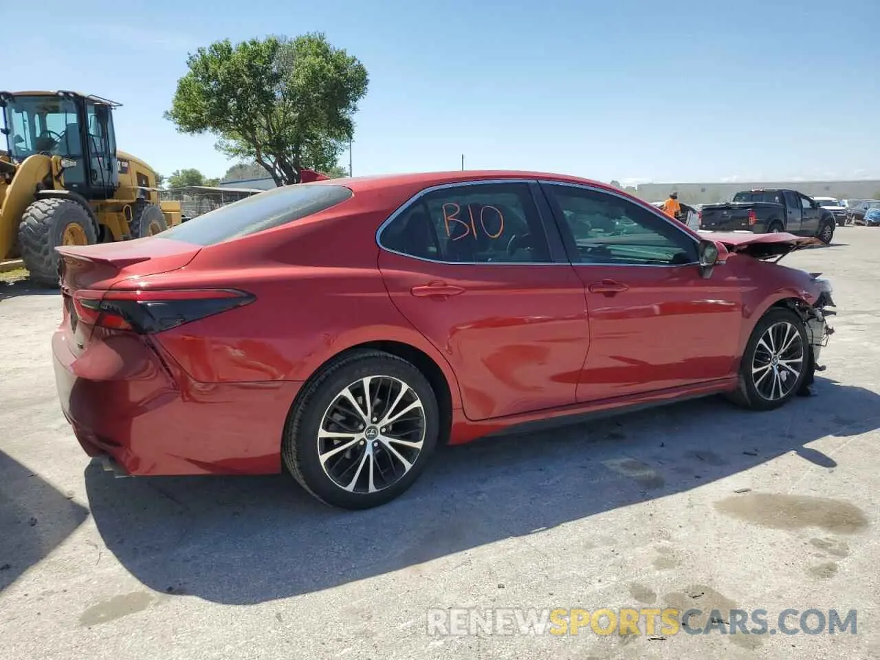 3 Photograph of a damaged car 4T1M11AK8LU314637 TOYOTA CAMRY 2020