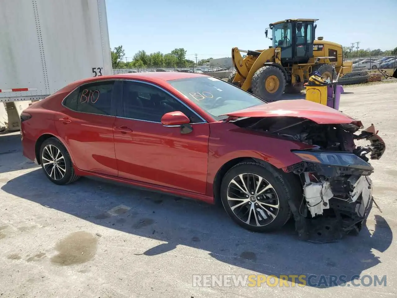 4 Photograph of a damaged car 4T1M11AK8LU314637 TOYOTA CAMRY 2020