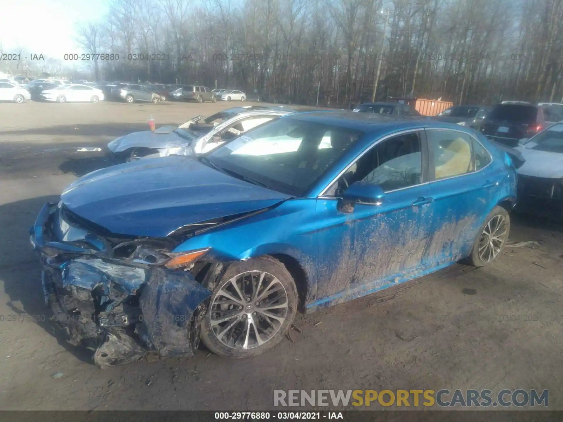 2 Photograph of a damaged car 4T1M11AK8LU319143 TOYOTA CAMRY 2020