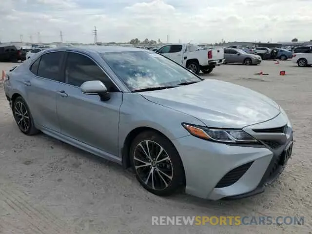 4 Photograph of a damaged car 4T1M11AK8LU910993 TOYOTA CAMRY 2020