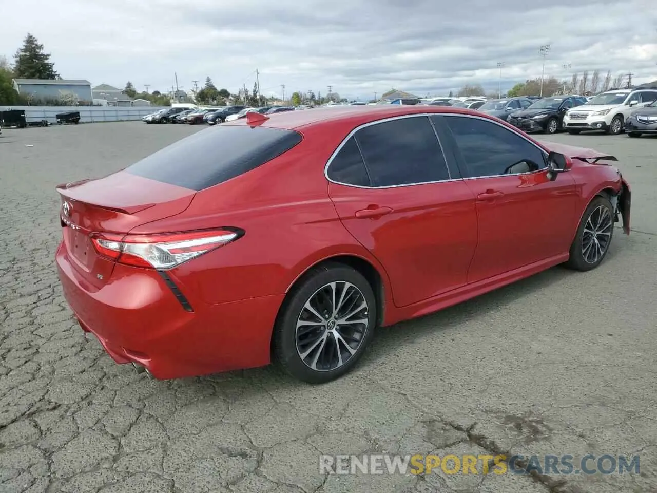 3 Photograph of a damaged car 4T1M11AK9LU381666 TOYOTA CAMRY 2020