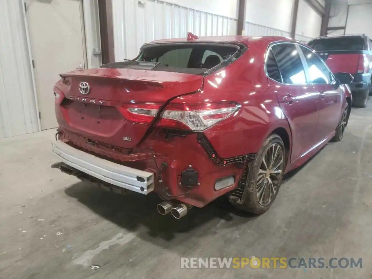 4 Photograph of a damaged car 4T1M11AK9LU392845 TOYOTA CAMRY 2020