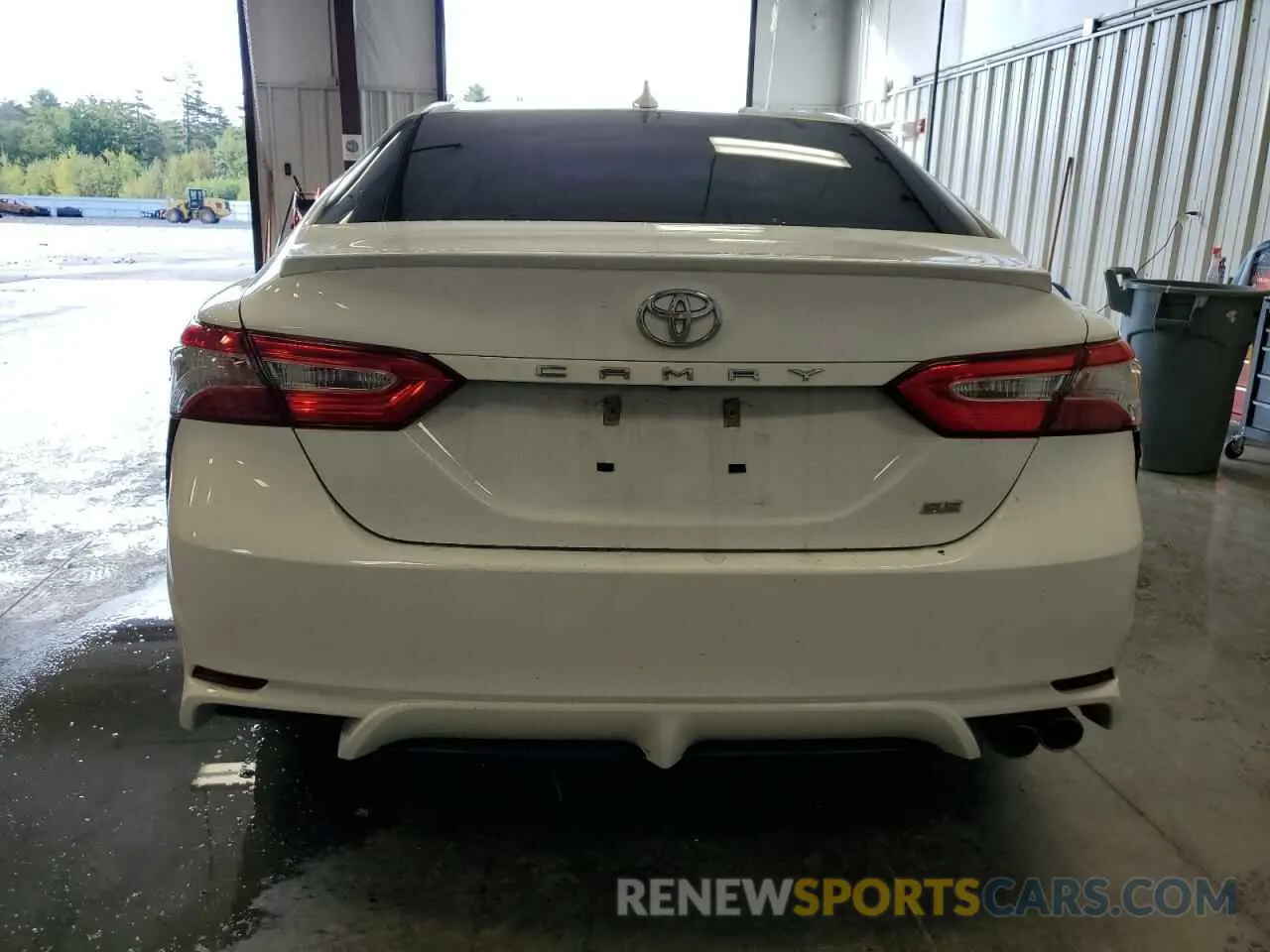 6 Photograph of a damaged car 4T1M11AK9LU898871 TOYOTA CAMRY 2020
