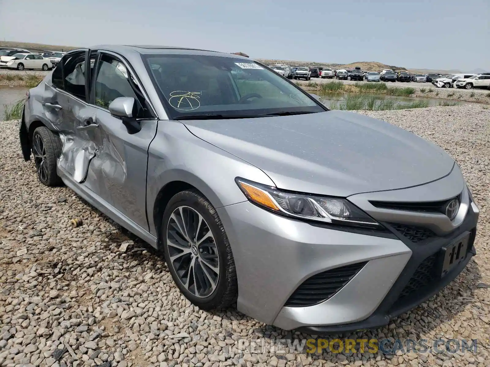 1 Photograph of a damaged car 4T1M11AK9LU937121 TOYOTA CAMRY 2020