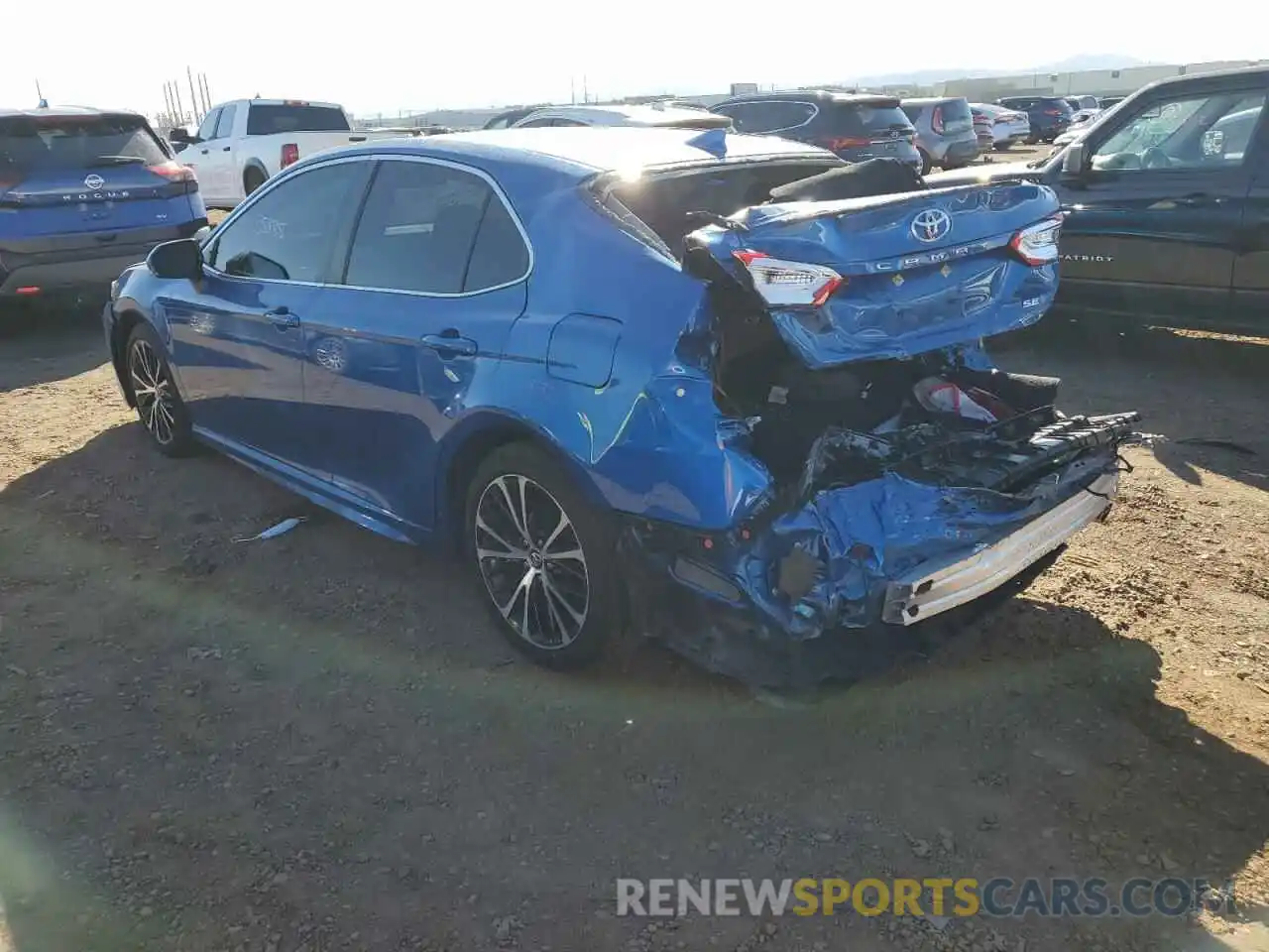 3 Photograph of a damaged car 4T1M11AKXLU315675 TOYOTA CAMRY 2020