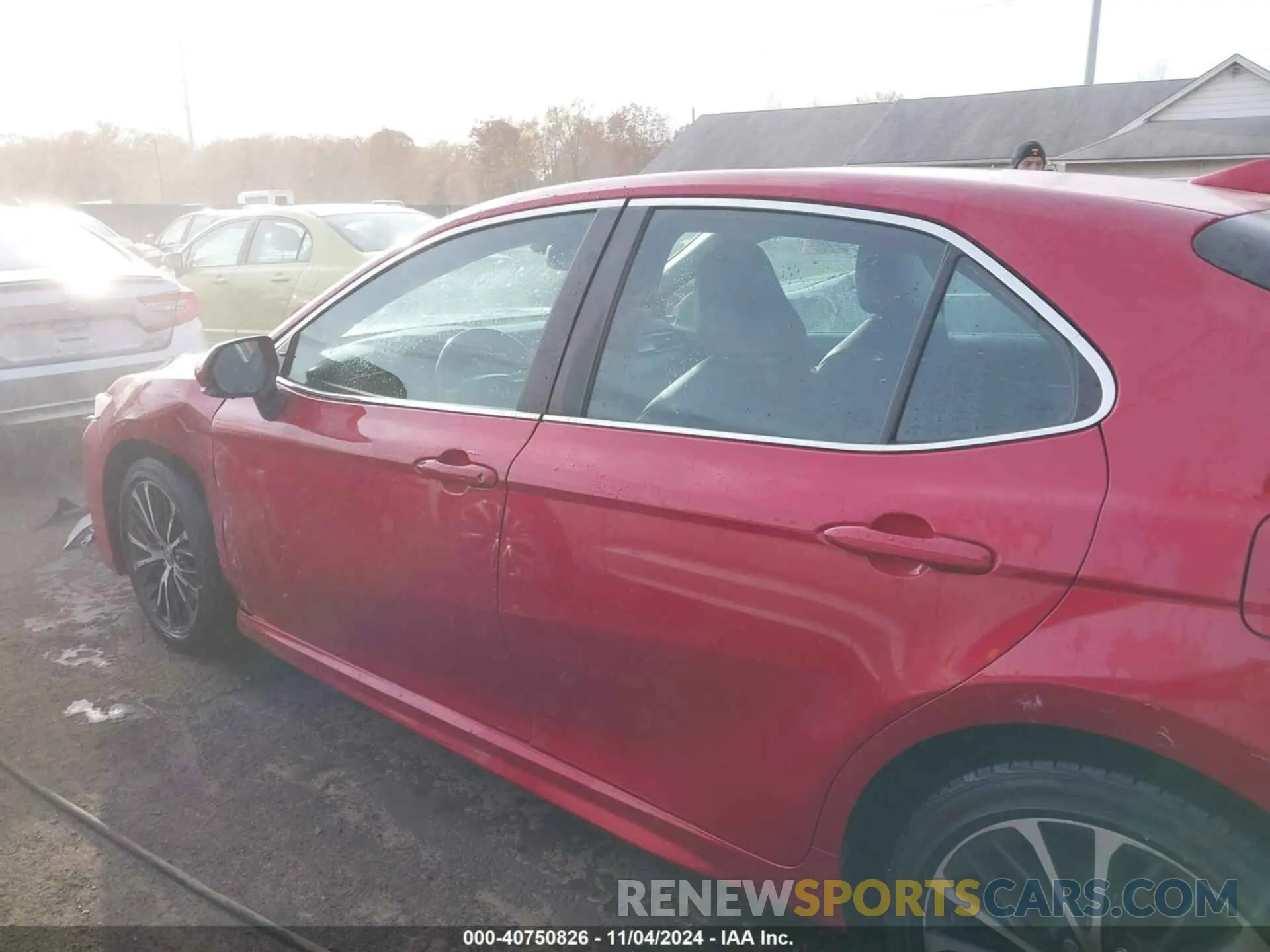 14 Photograph of a damaged car 4T1M11AKXLU399304 TOYOTA CAMRY 2020