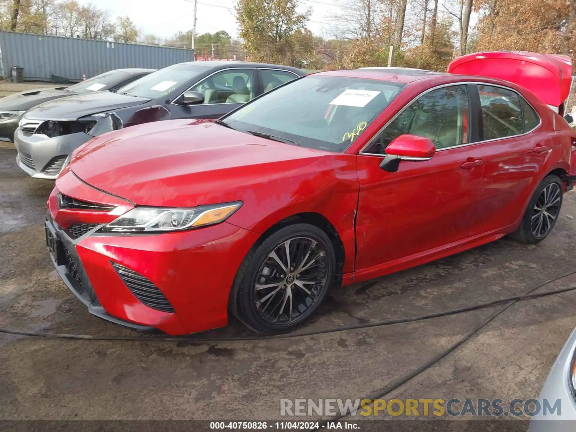 2 Photograph of a damaged car 4T1M11AKXLU399304 TOYOTA CAMRY 2020