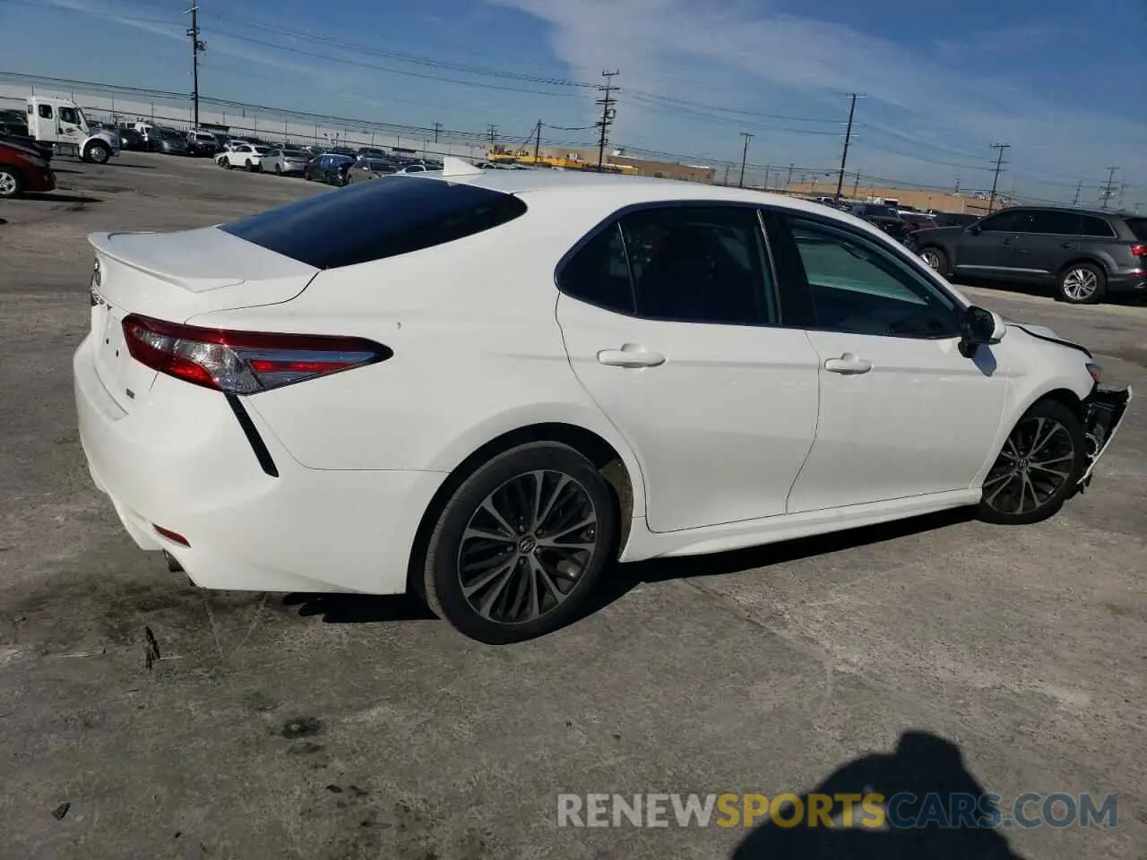 3 Photograph of a damaged car 4T1M11AKXLU897759 TOYOTA CAMRY 2020
