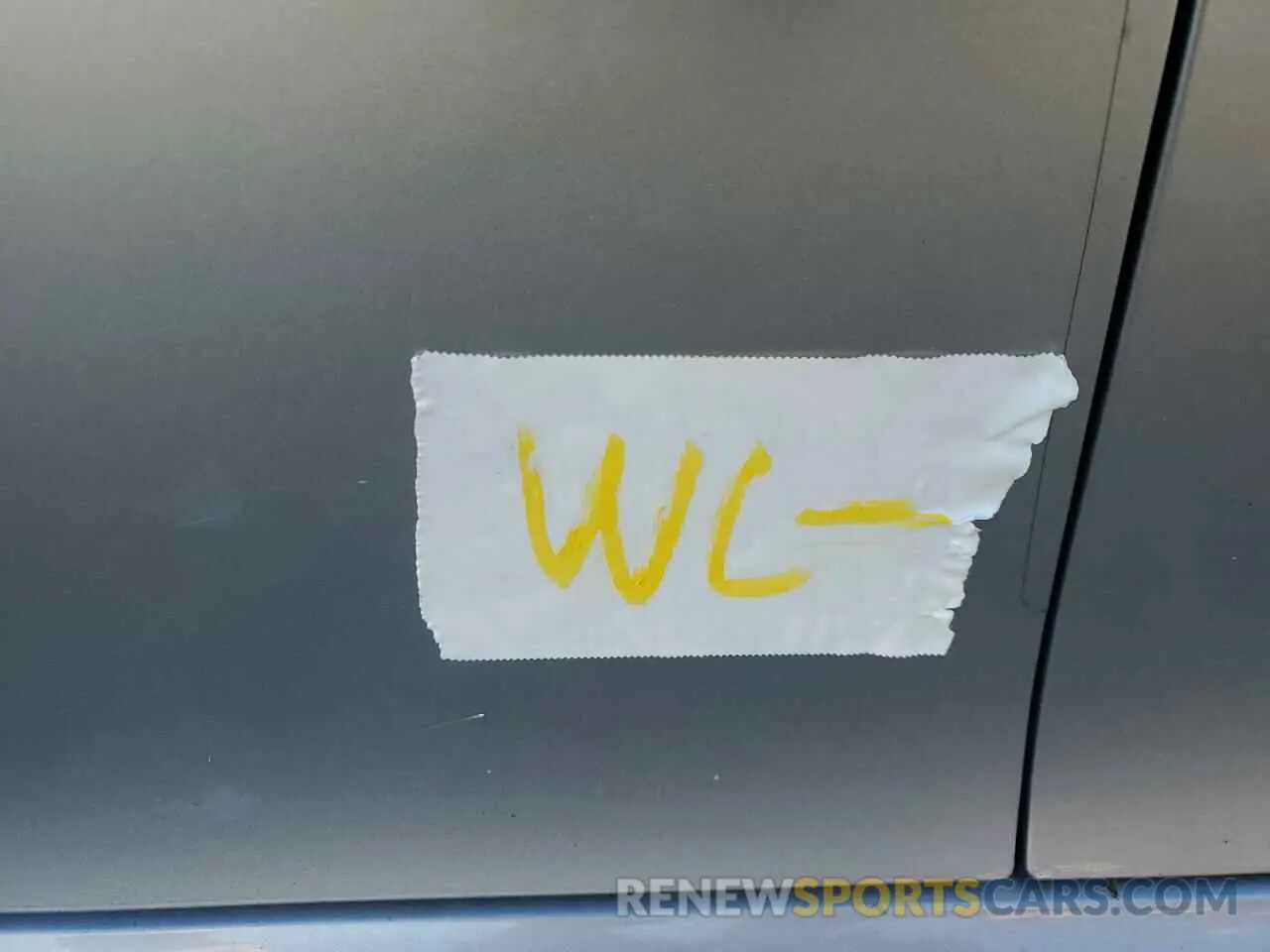 12 Photograph of a damaged car 4T1M11AKXLU912390 TOYOTA CAMRY 2020
