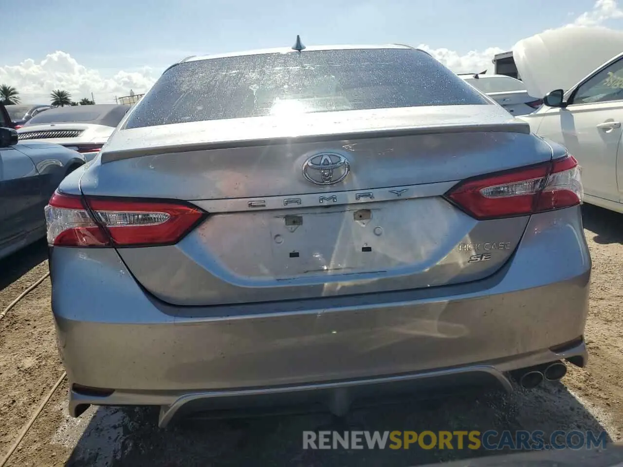 6 Photograph of a damaged car 4T1M11AKXLU912390 TOYOTA CAMRY 2020