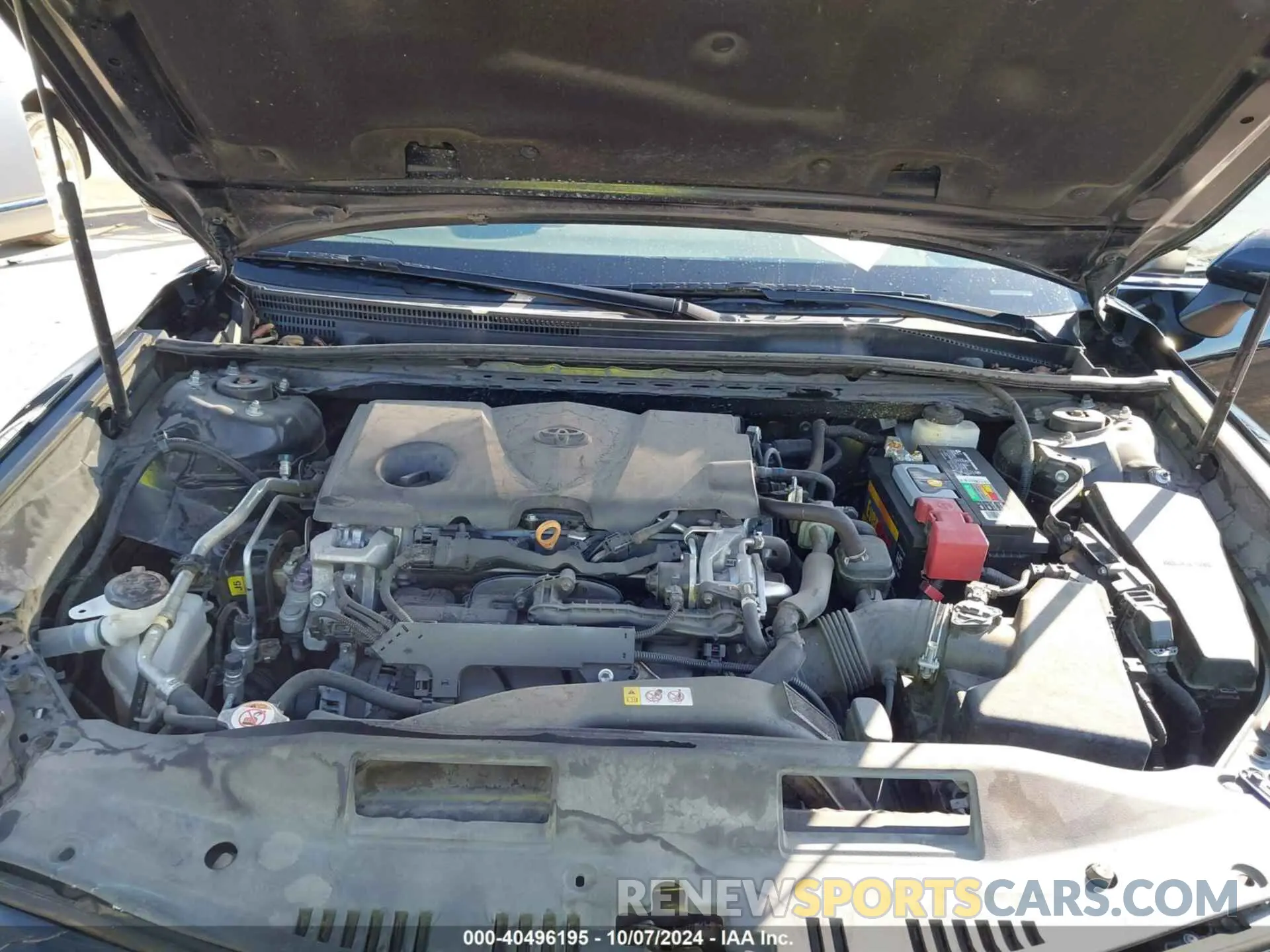 10 Photograph of a damaged car 4T1M11AKXLU990586 TOYOTA CAMRY 2020