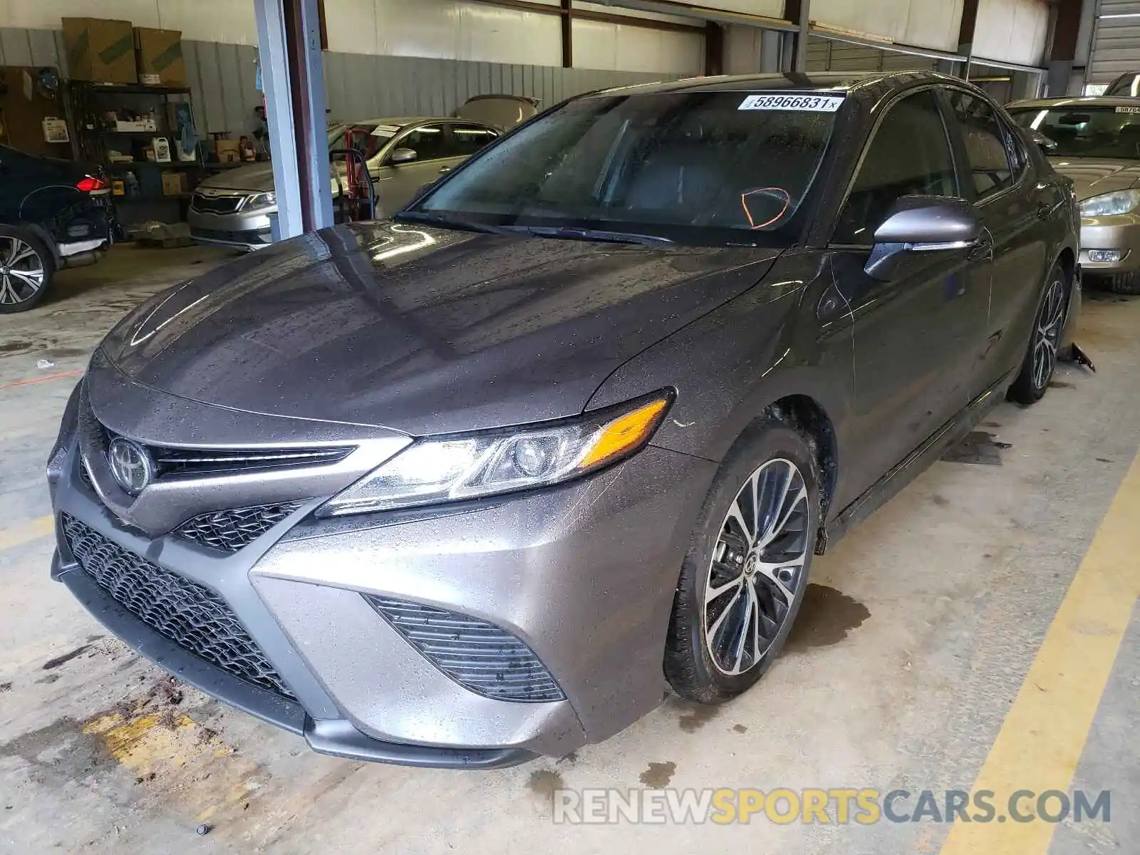 2 Photograph of a damaged car 4T1M11AKXLU990720 TOYOTA CAMRY 2020