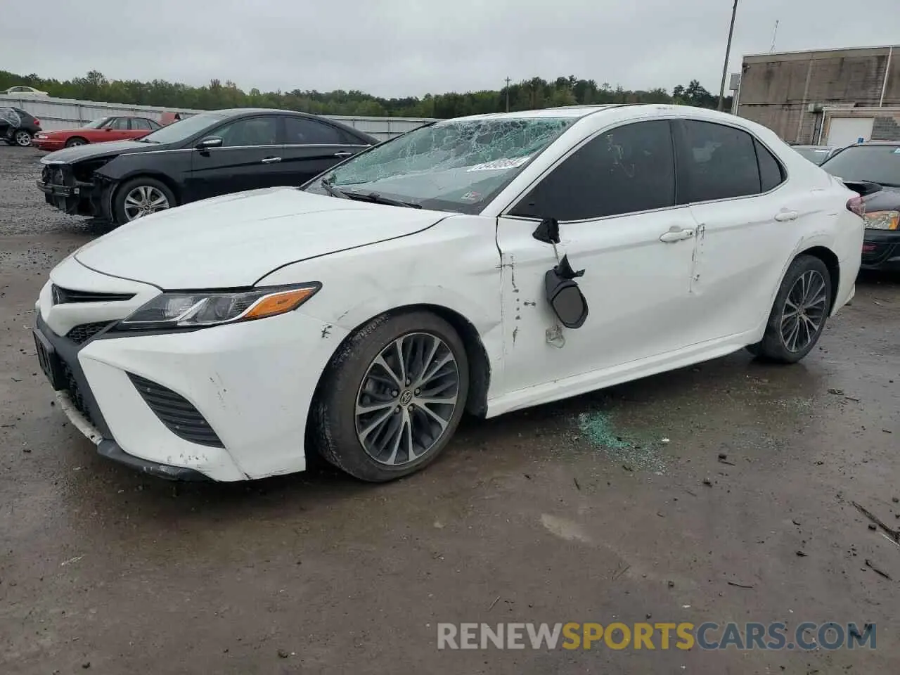 1 Photograph of a damaged car 4T1M11BK2LU004563 TOYOTA CAMRY 2020